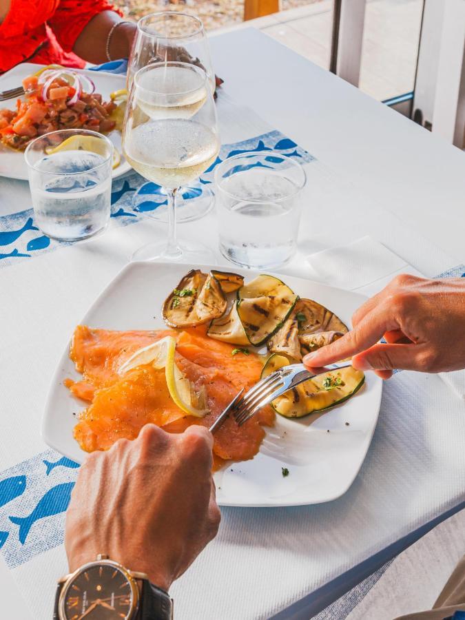 Il Gabbiano Hotel La Maddalena  Ngoại thất bức ảnh